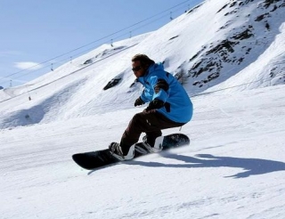 A la rencontre du domaine en snowboard